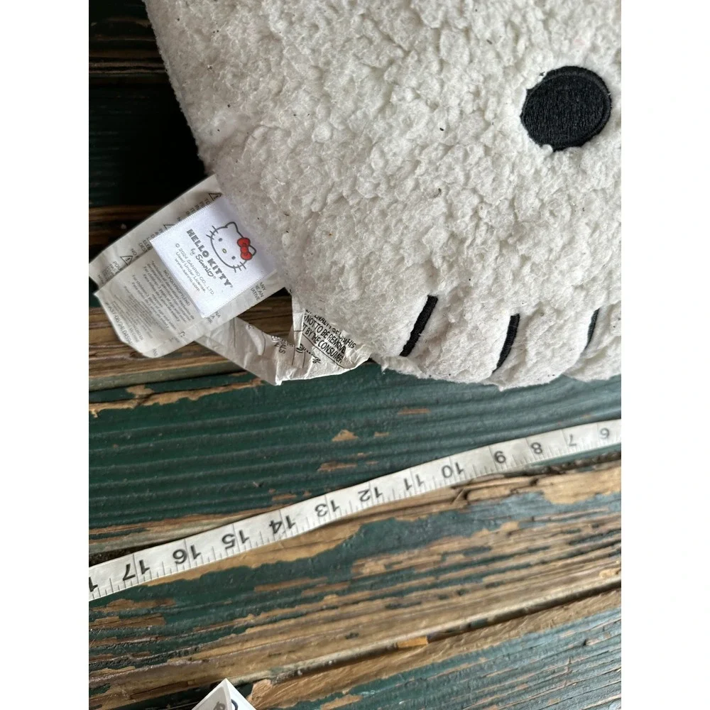 Hello Kitty Sanrio White Sherpa Plush Decorative Pillow Red Bow Jay Franco 15in